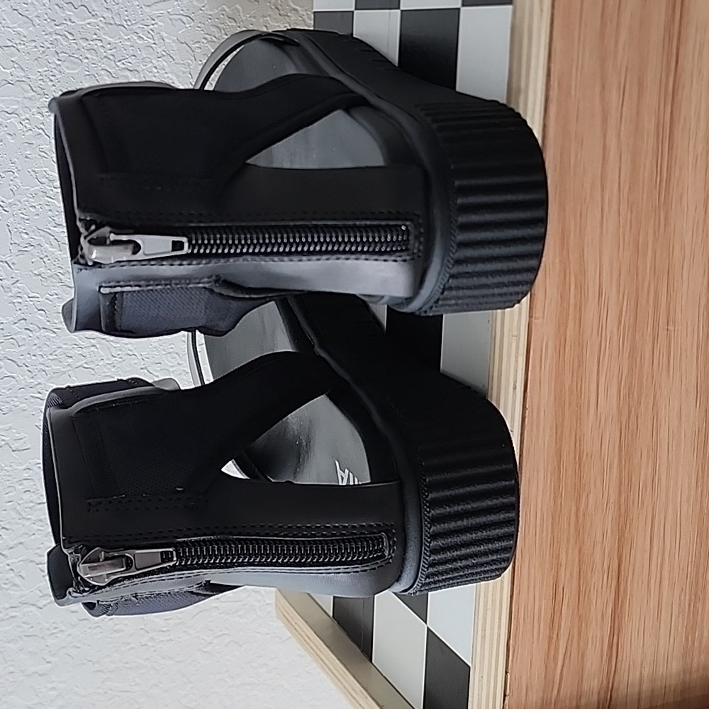 MIA Melia Blk/Night camo shoes 6 - Picture 3 of 5